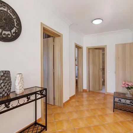 Tatil Evi Breeze - Adults Only *