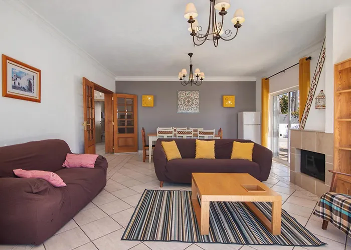 펜션 Breeze - Adults Only 알부페이라