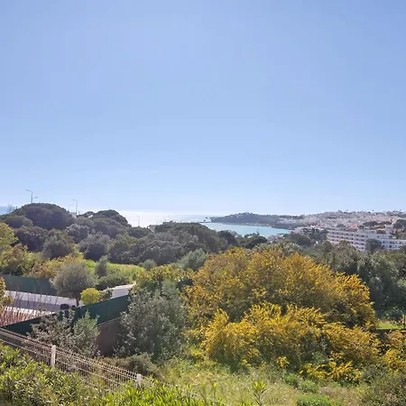 Breeze - Adults Only *